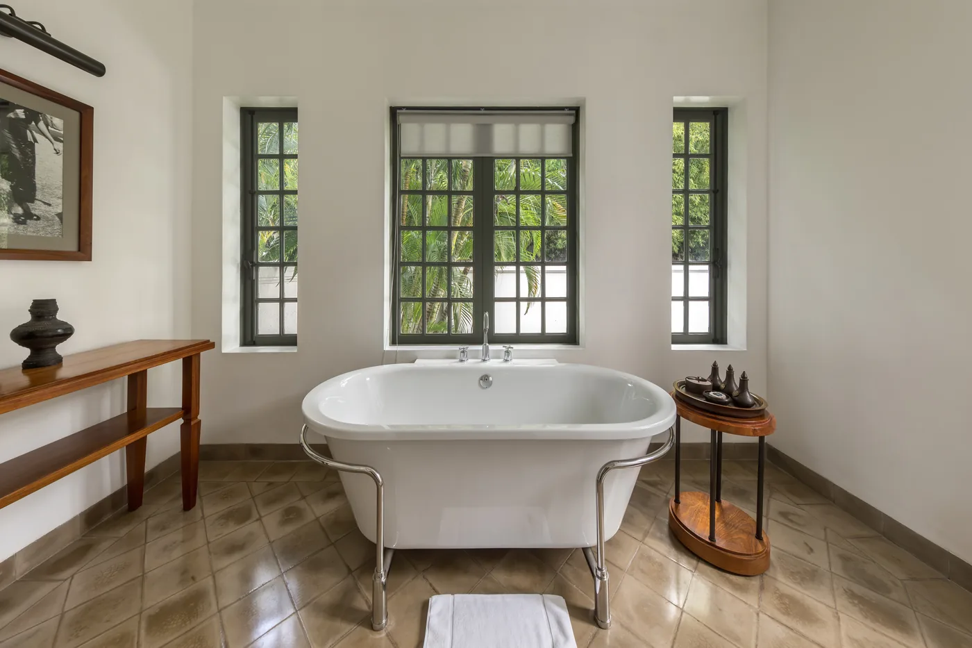 Shower Tub Leak in a Riverside home